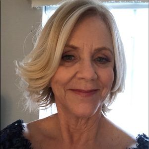 Meet your Posher, Eileen